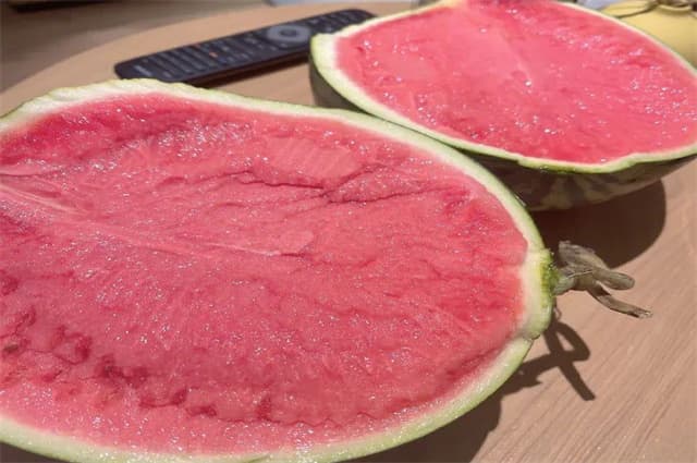 猛料爆料QQ群：社交网络中的热议与影响-吃瓜