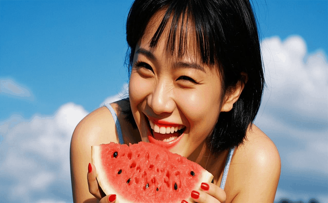 5大爆款瓜让明星形象崩塌,揭秘“吃瓜群qq群号”里的那些猛料!